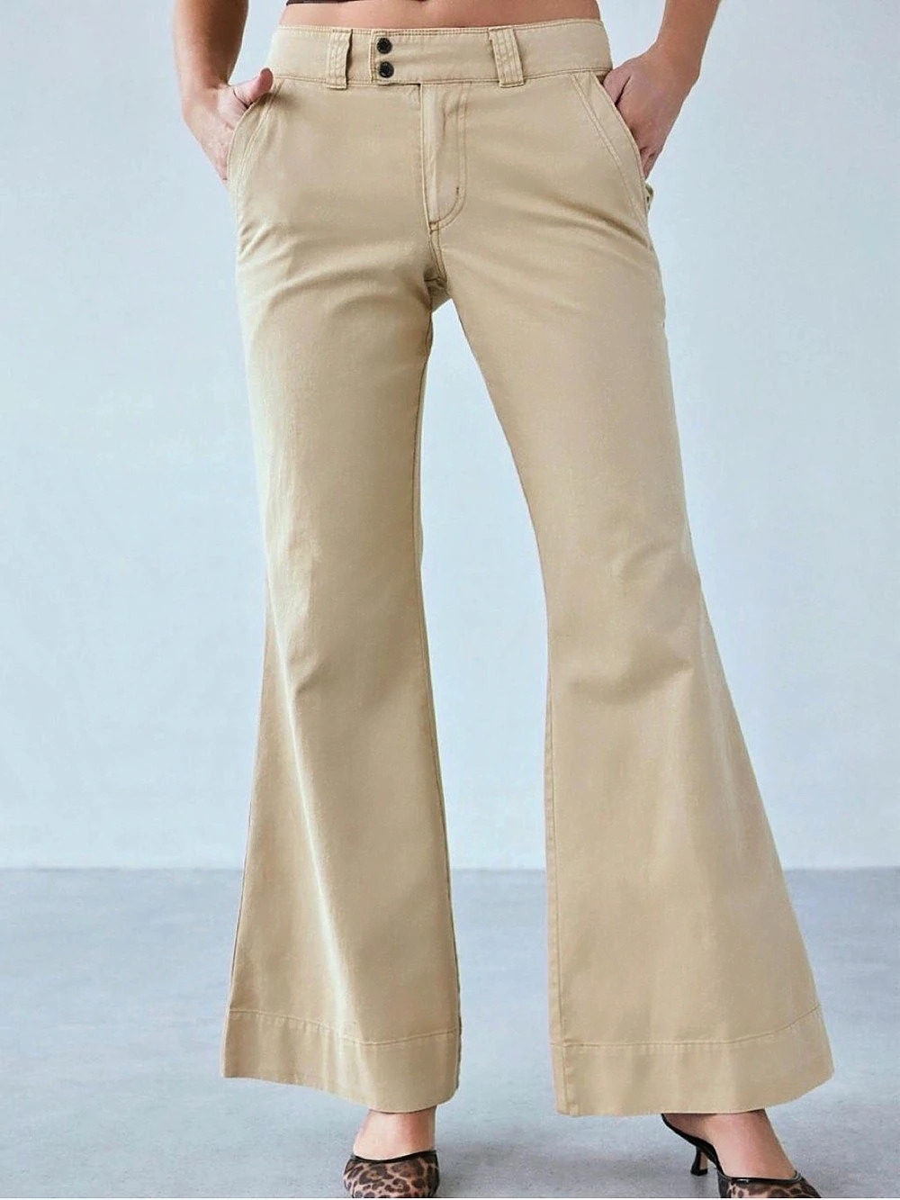 BDG Flare Pants in Brown Size 6 - Picture 1 of 4